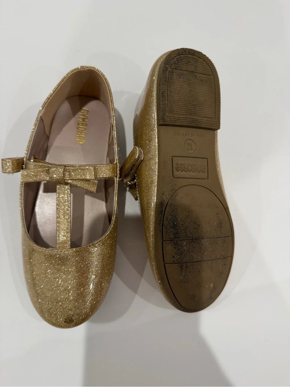 Gymboree Girls Glitter T-Strap Bow Dress Shoes in Gold